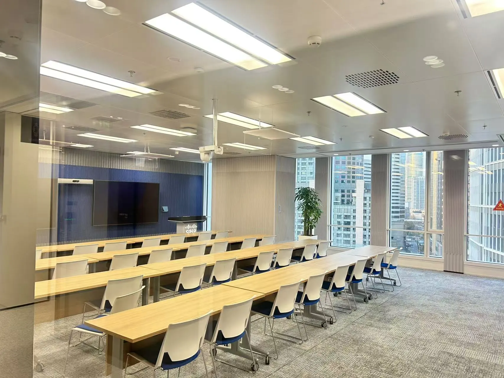 CISCO Shanghai Polarizing Window Film project